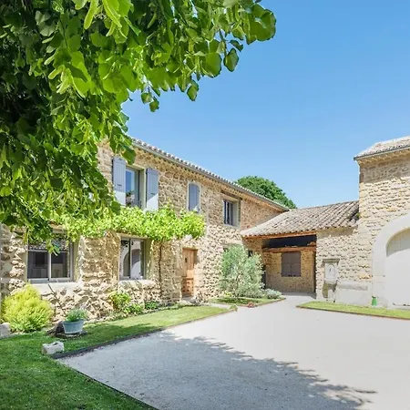 La Bastide Du Pere Mathieu Jacuzzi Couvert Et Piscine *