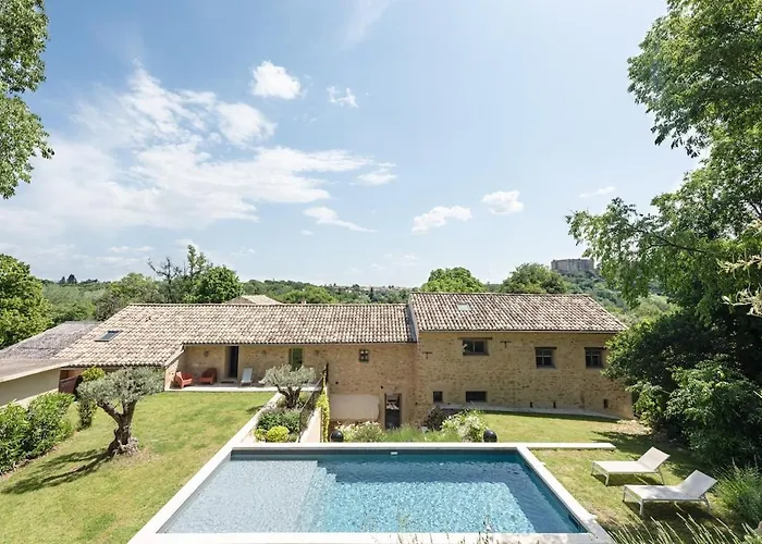 La Bastide Du Pere Mathieu Jacuzzi Couvert Et Piscine
